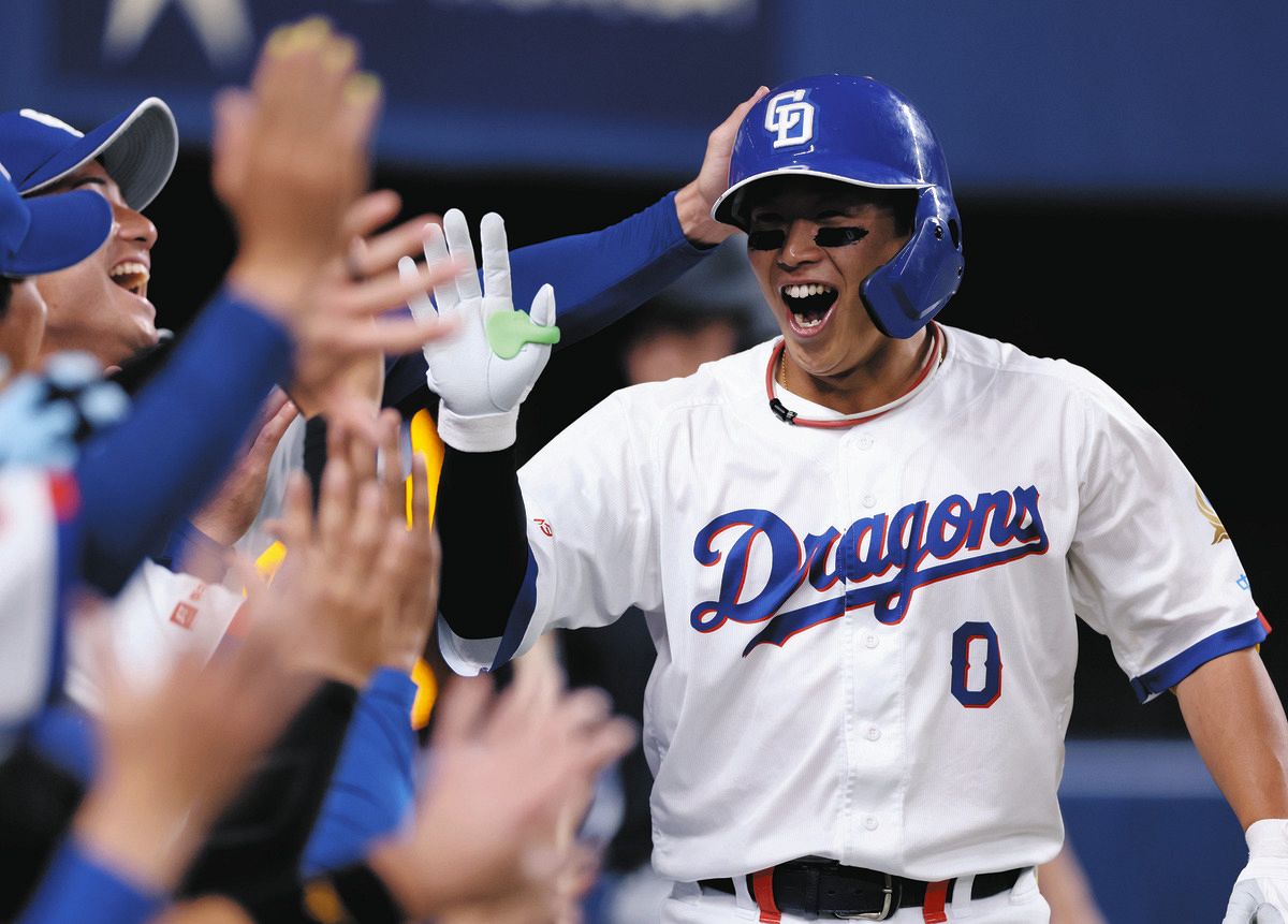 中日・辻本倫太郎、チームホームランウイング1号！侍ジャパン・伊藤