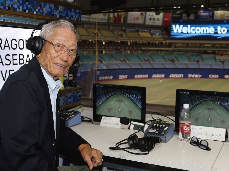 シーズン中は解説者として活躍する権藤さん