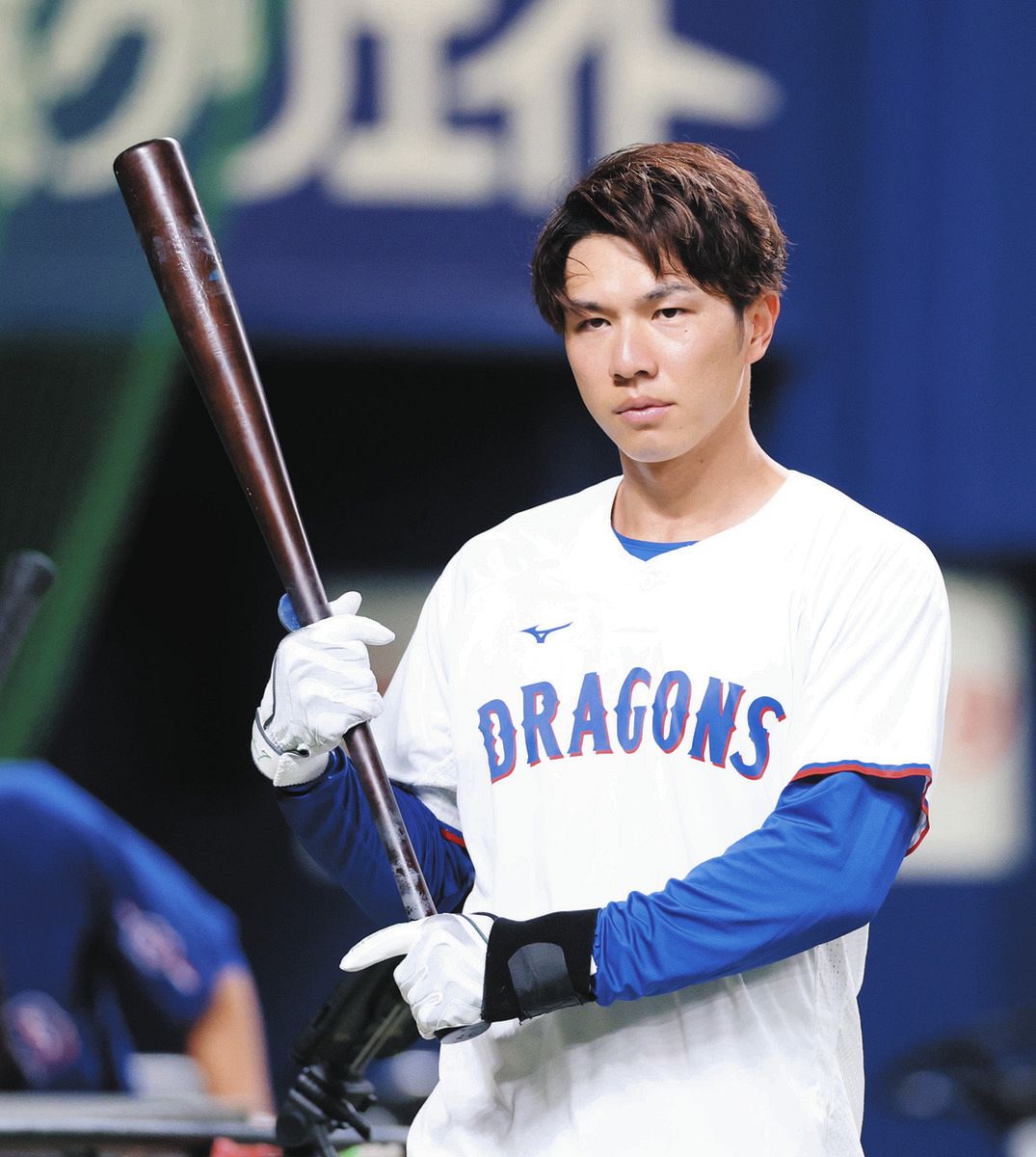 打撃練習する福永