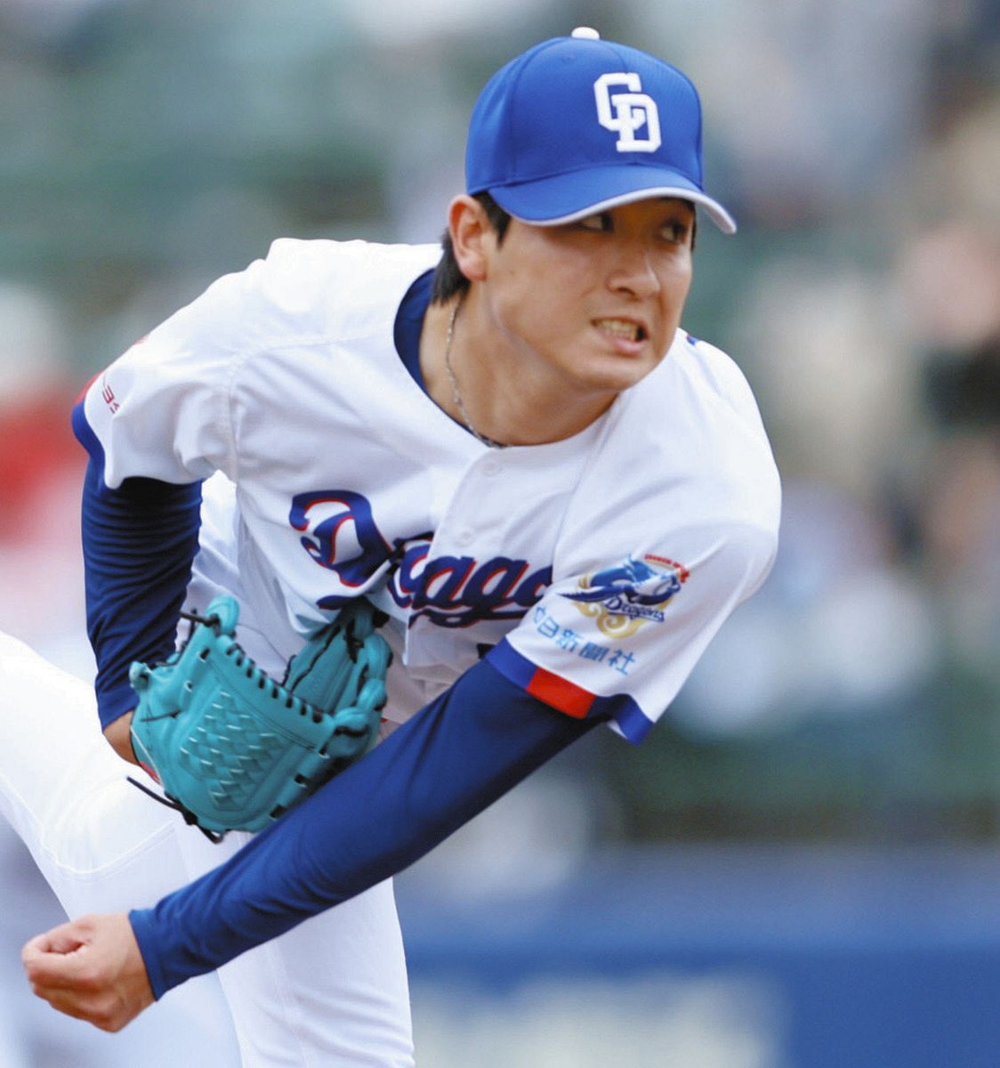 ６回に３番手で登板し、無得点に抑えた吉田