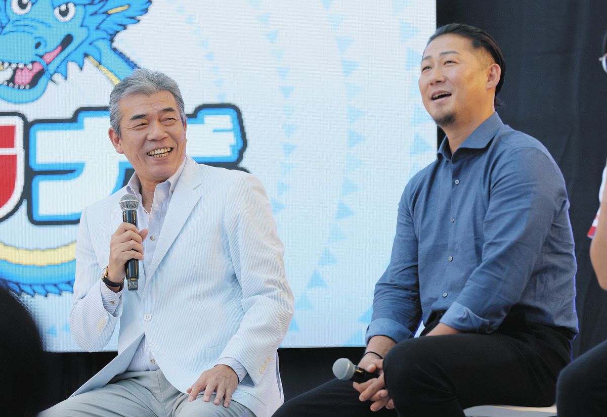 ドラナビの公開収録に出演する今中慎二さん（左）と中田翔さん