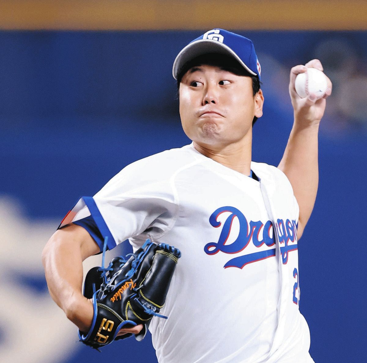 ５回に登板し、無得点に抑えた牧野