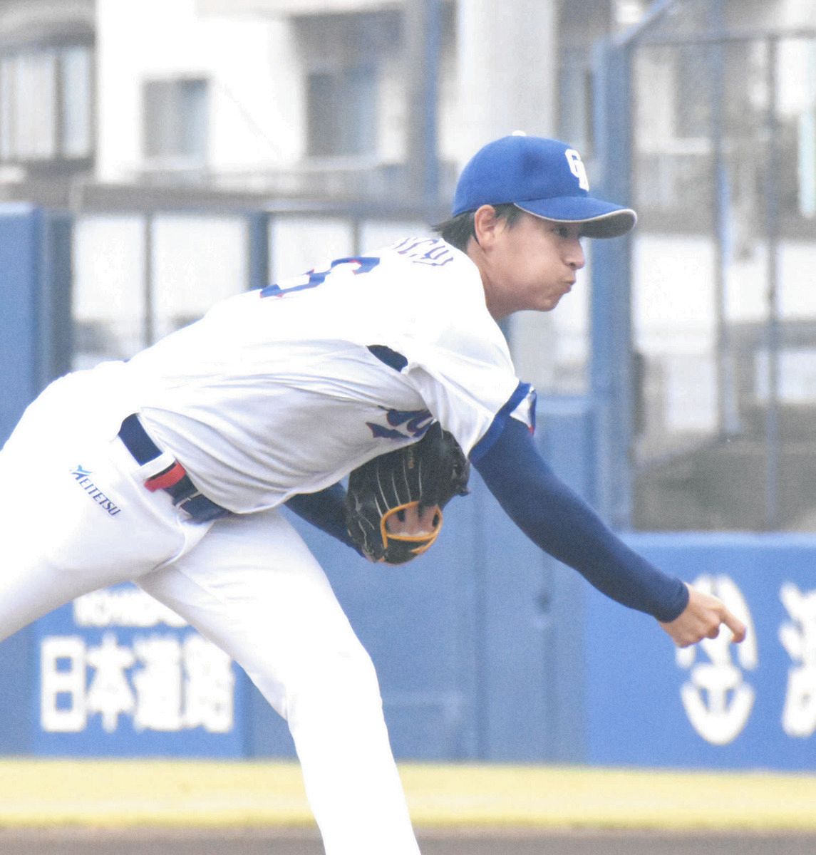 先発した仲地