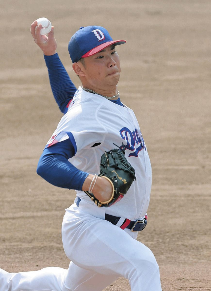 シート打撃に登板する福田