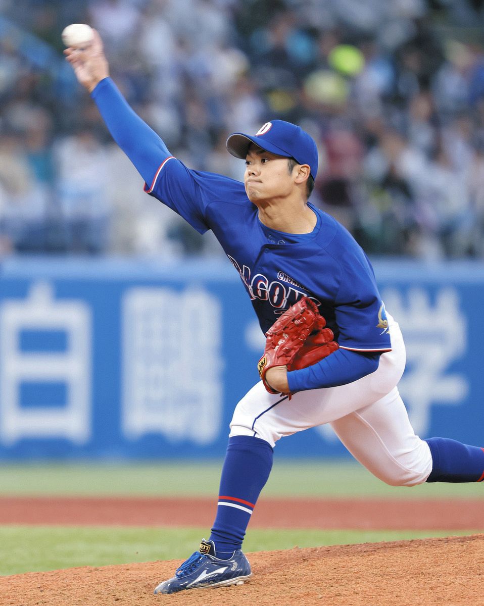 ７回裏に登板した根尾