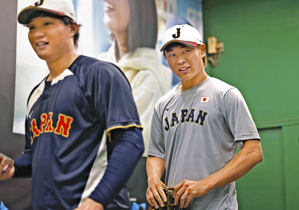 前日練習に参加した高橋宏（右）と森下（代表撮影）