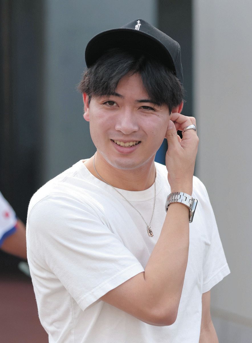 練習を終え、引き揚げる吉田
