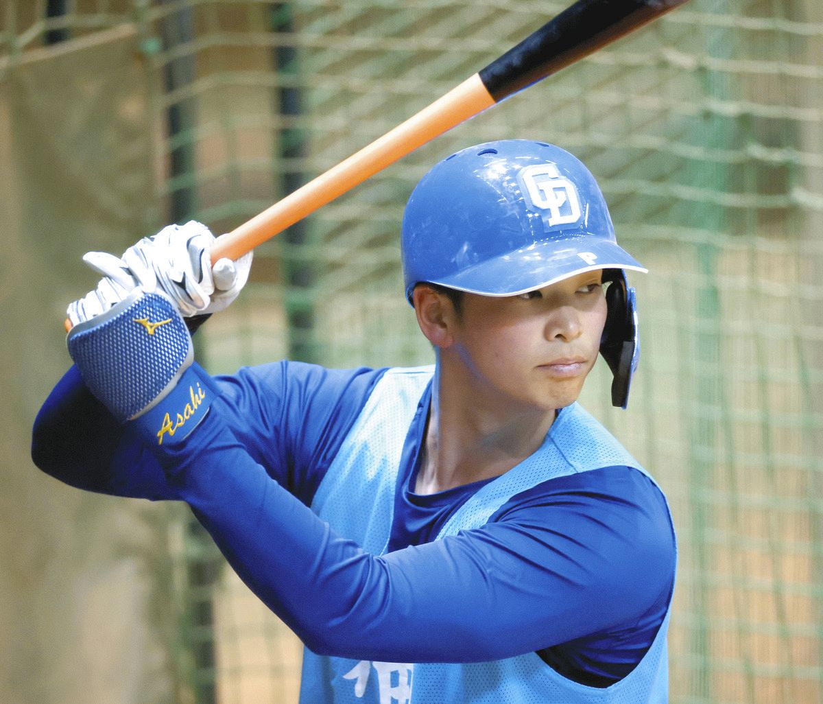 フリー打撃する花田