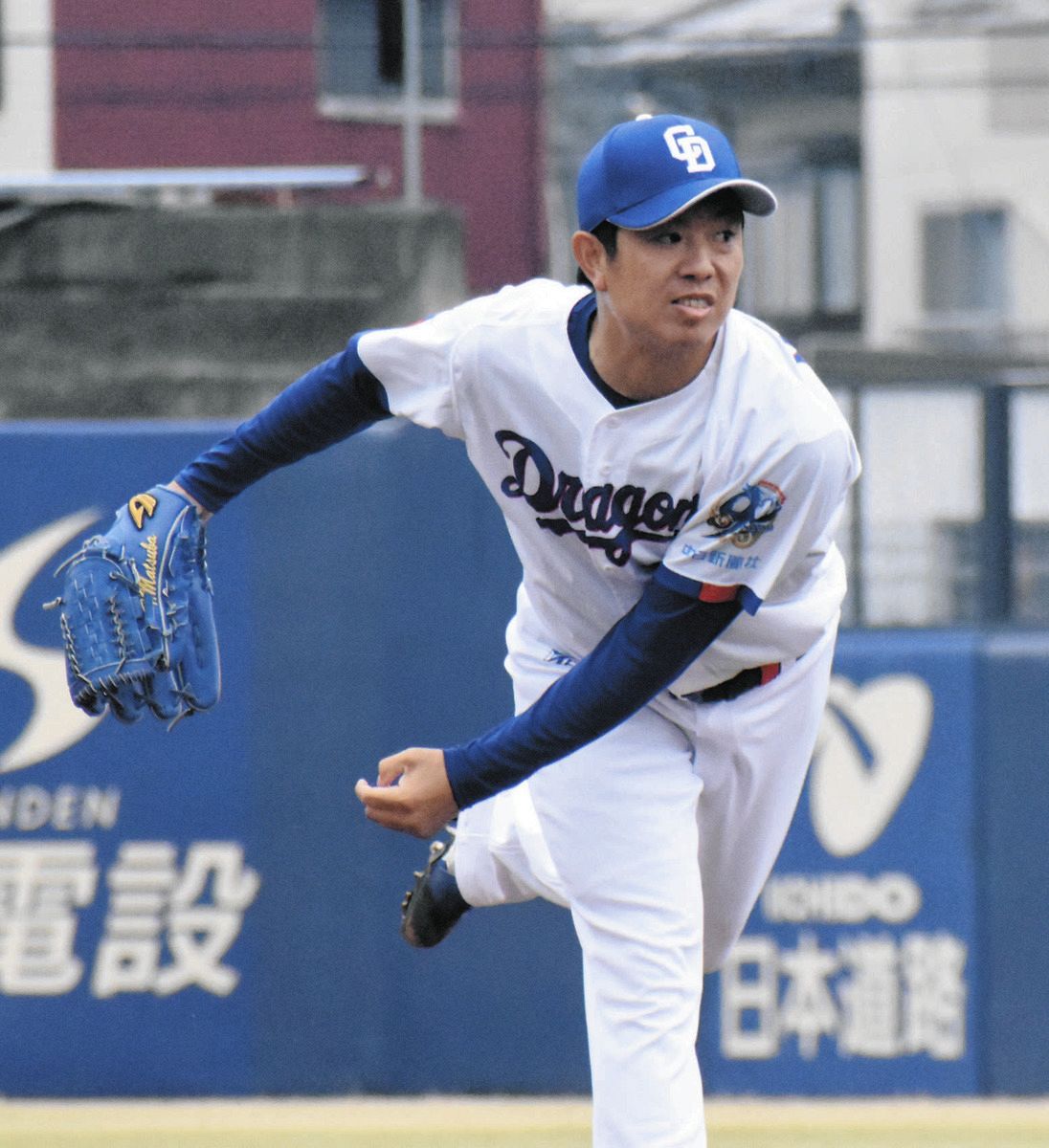 先発して７イニング無失点だった松葉