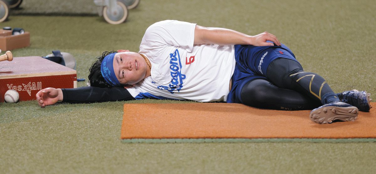 連続ティーを終え、倒れ込む村松