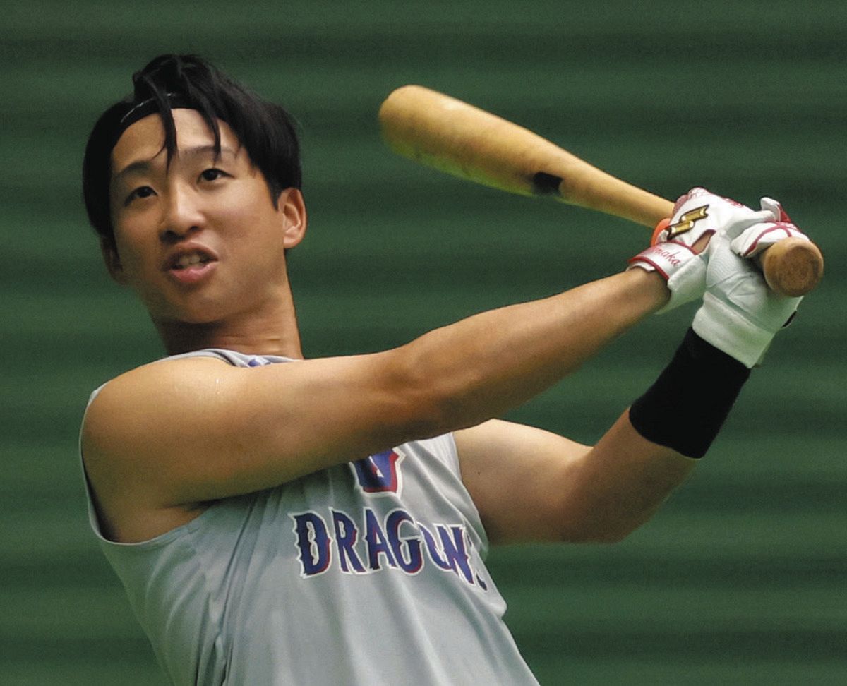 フリー打撃する田中