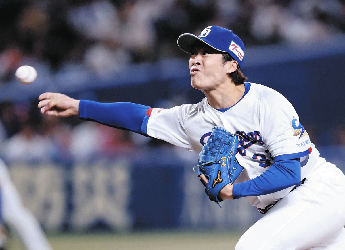 ６回途中から登板した中日・伊藤