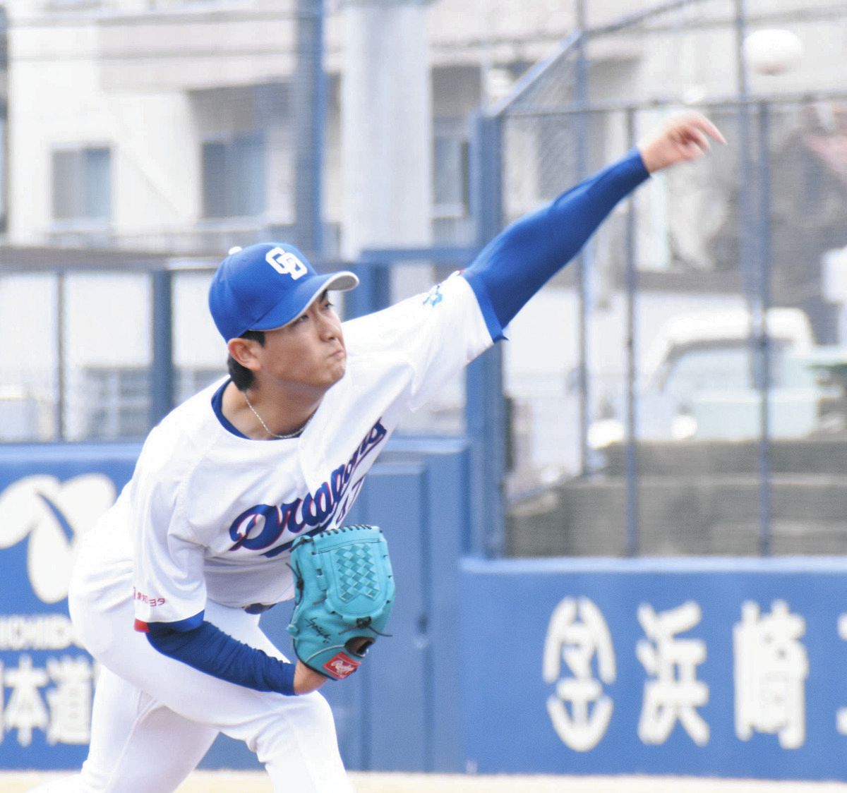 ５イニングを無失点に抑えた吉田